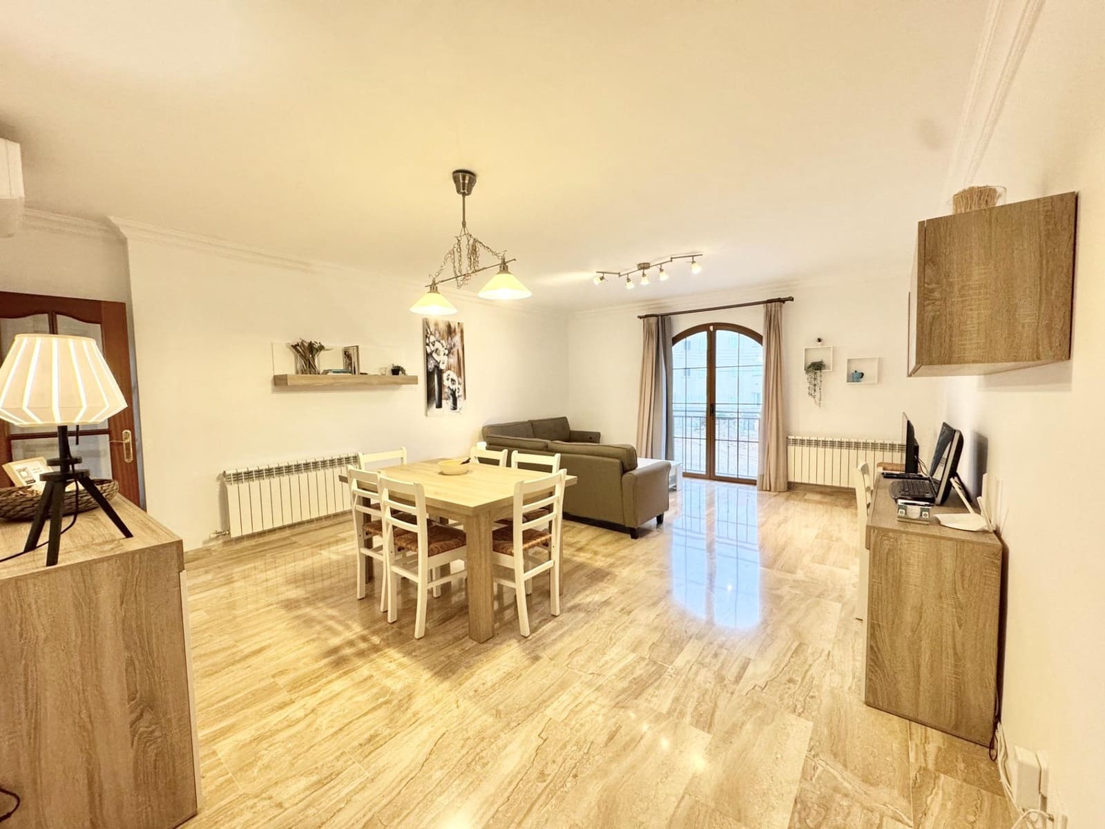 3 soveværelse Lejlighed til salg i Cala Ratjada med garage - € 499.000 (Ref: 9543555)