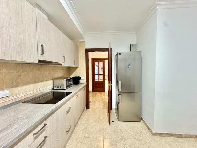 3 soveværelse Lejlighed til salg i Cala Ratjada, Capdepera med garage - € 499.000 (Ref: 9543555)