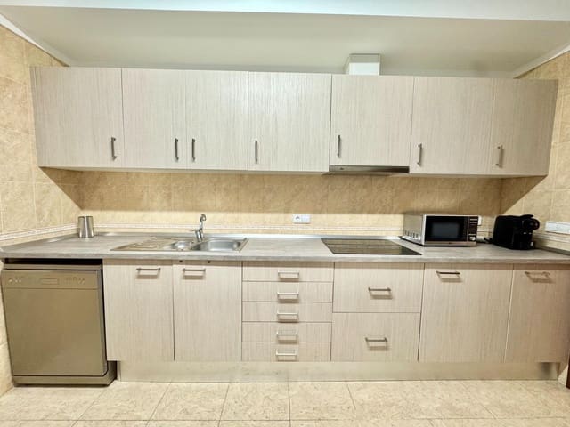 Piso de 3 habitaciones en Cala Ratjada, Capdepera en venta con garaje - 499.000 € (Ref: 9543555)