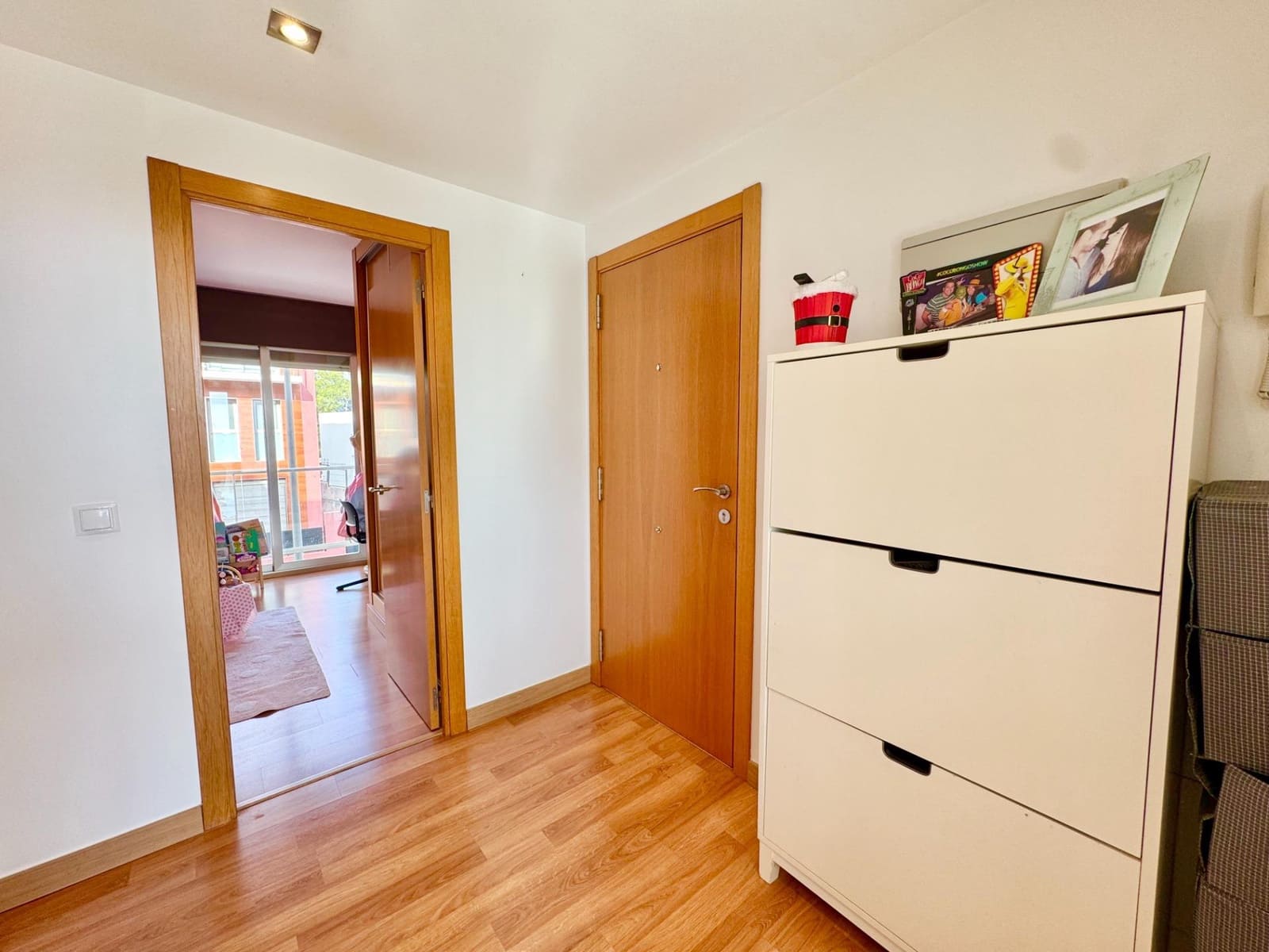 2 bedroom Flat for sale in Palma de Mallorca with garage - € 459,000 (Ref: 9555795)