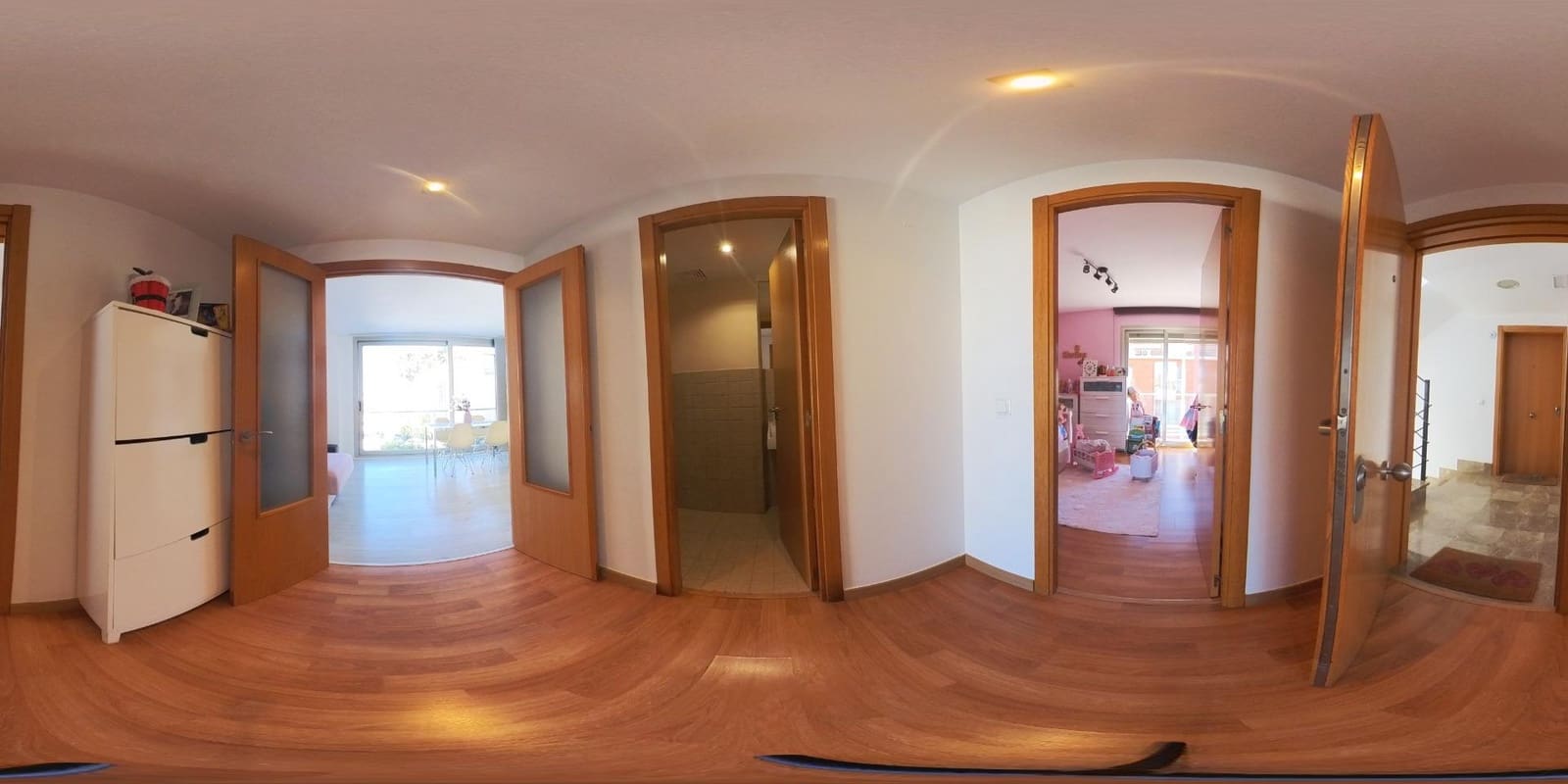 2 bedroom Flat for sale in Palma de Mallorca with garage - € 459,000 (Ref: 9555795)