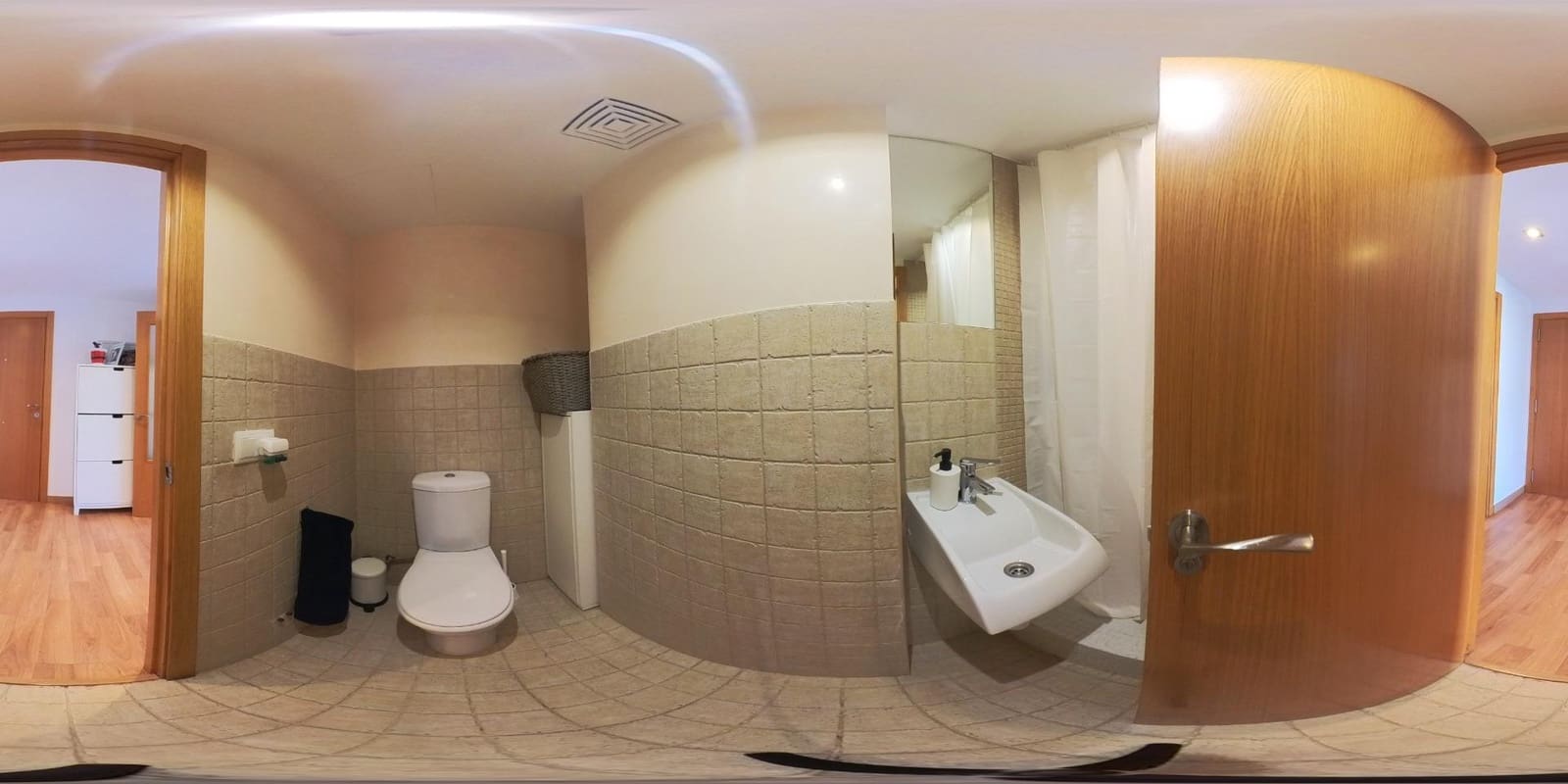 2 bedroom Flat for sale in Palma de Mallorca with garage - € 459,000 (Ref: 9555795)