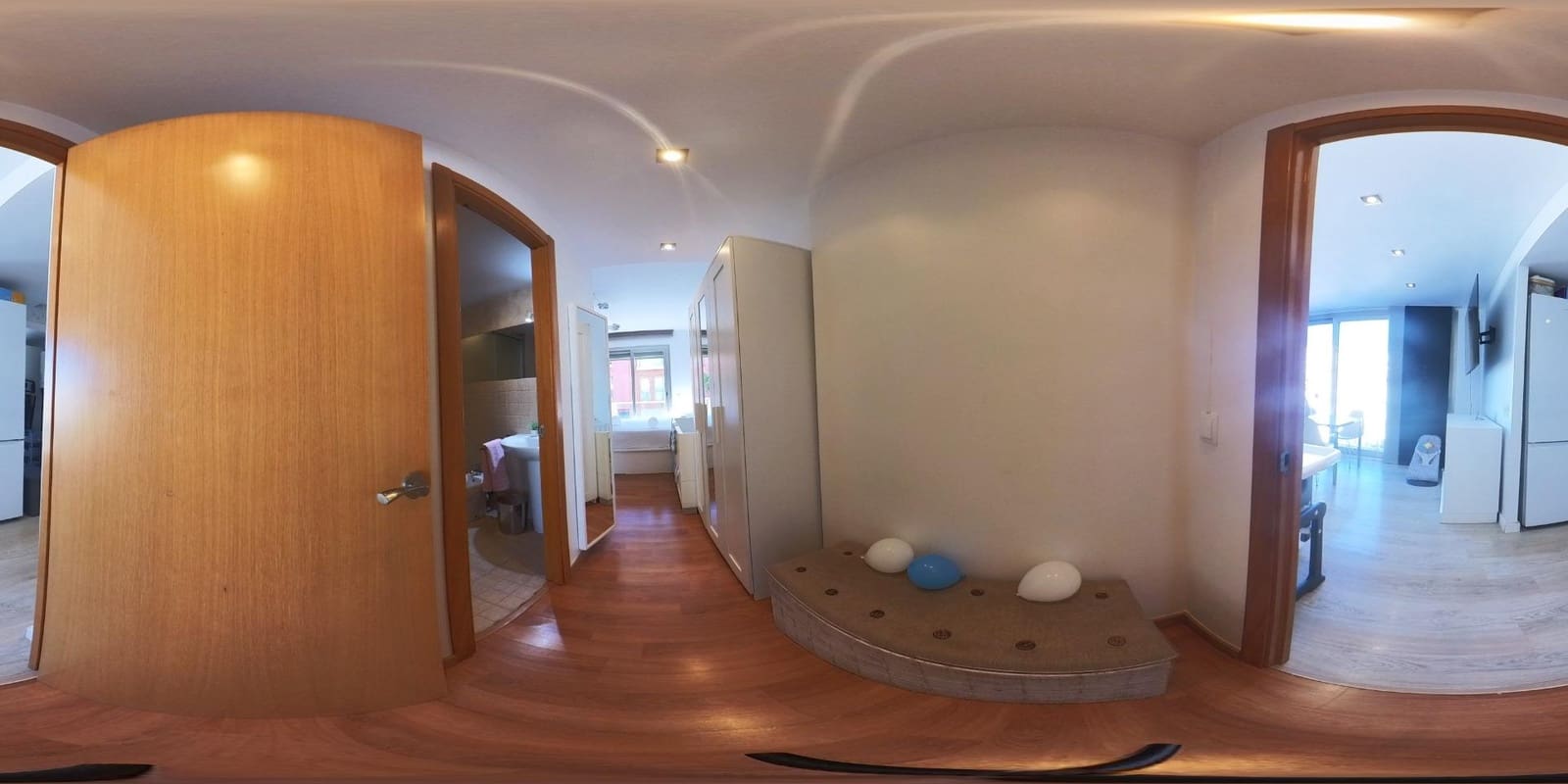 2 bedroom Flat for sale in Palma de Mallorca with garage - € 459,000 (Ref: 9555795)