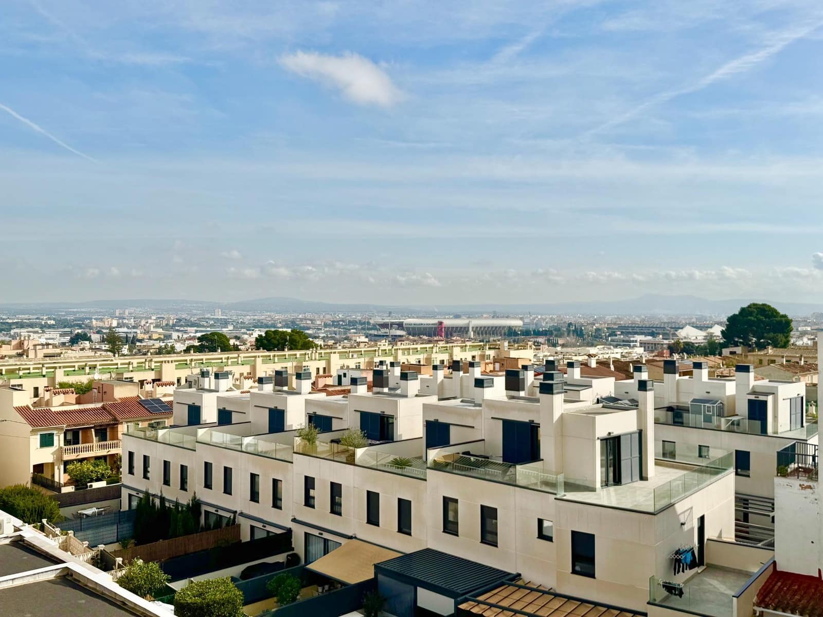 2 bedroom Flat for sale in Palma de Mallorca with garage - € 459,000 (Ref: 9555795)