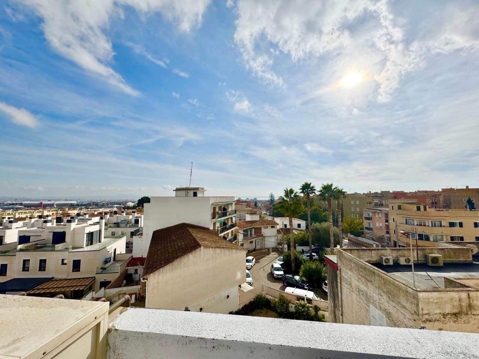 2 bedroom Flat for sale in Palma de Mallorca with garage - € 459,000 (Ref: 9555795)