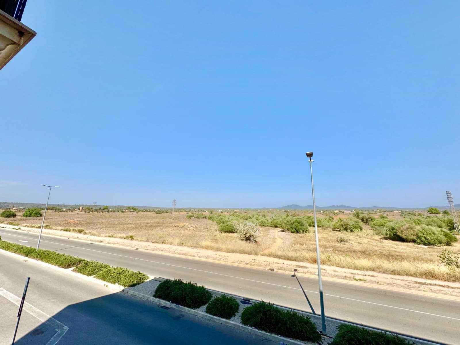 2 bedroom Flat for sale in Campos with garage - € 299,000 (Ref: 9596088)