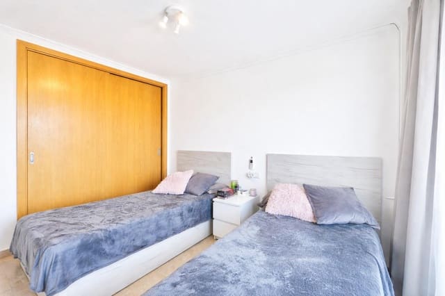 2 bedroom Flat for sale in Campos with garage - € 295,000 (Ref: 9596088)