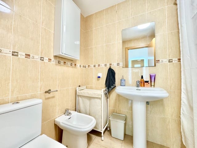 2 bedroom Flat for sale in Campos with garage - € 295,000 (Ref: 9596088)