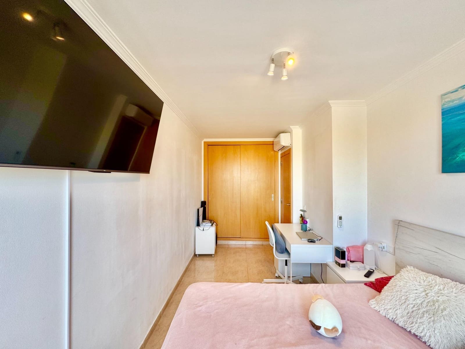 2 bedroom Flat for sale in Campos with garage - € 295,000 (Ref: 9596088)