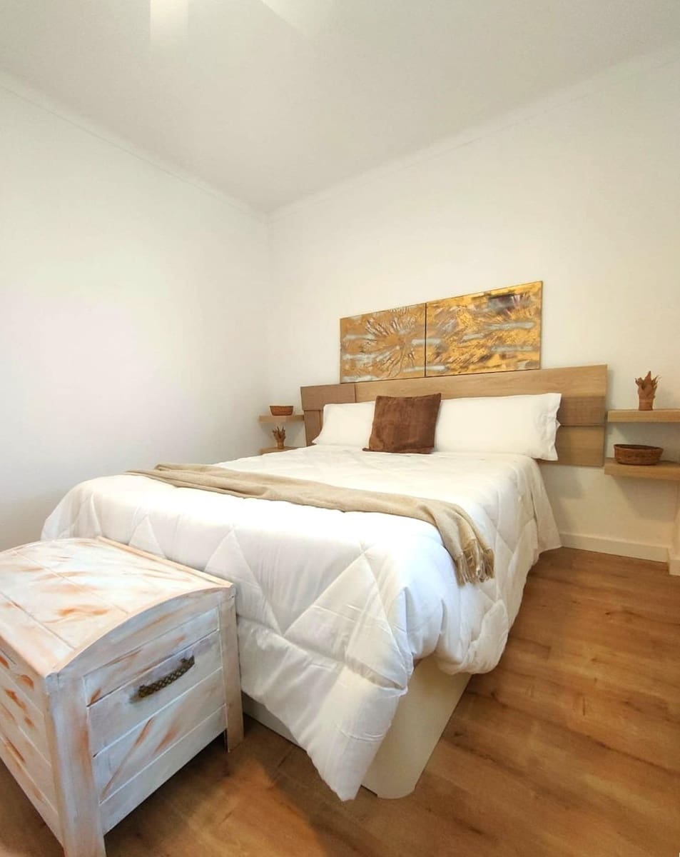 2 makuuhuone Asunto myytävänä paikassa Cala Millor - 270 000 € (Ref: 9611497)