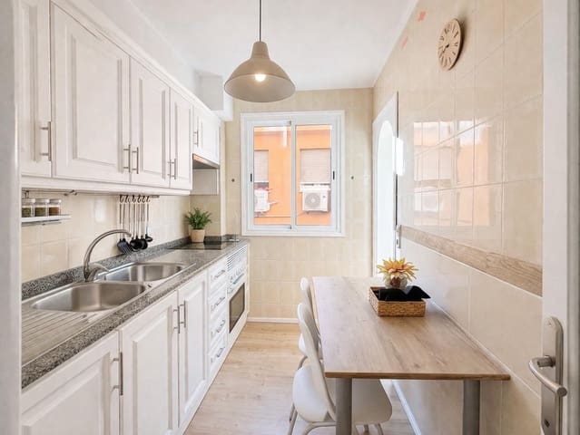 2 soveværelse Lejlighed til salg i Cala Millor, Son Servera - € 270.000 (Ref: 9611497)