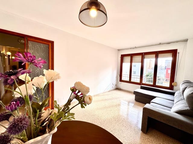 3 bedroom Flat for sale in Palma de Mallorca with garage - € 315,000 (Ref: 9627455)
