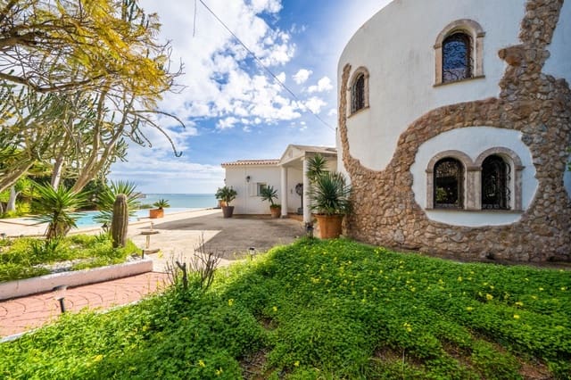 4 soverom Villa til salgs i Llucmajor med svømmebasseng garasje - € 2 690 000 (Ref: 9634198)