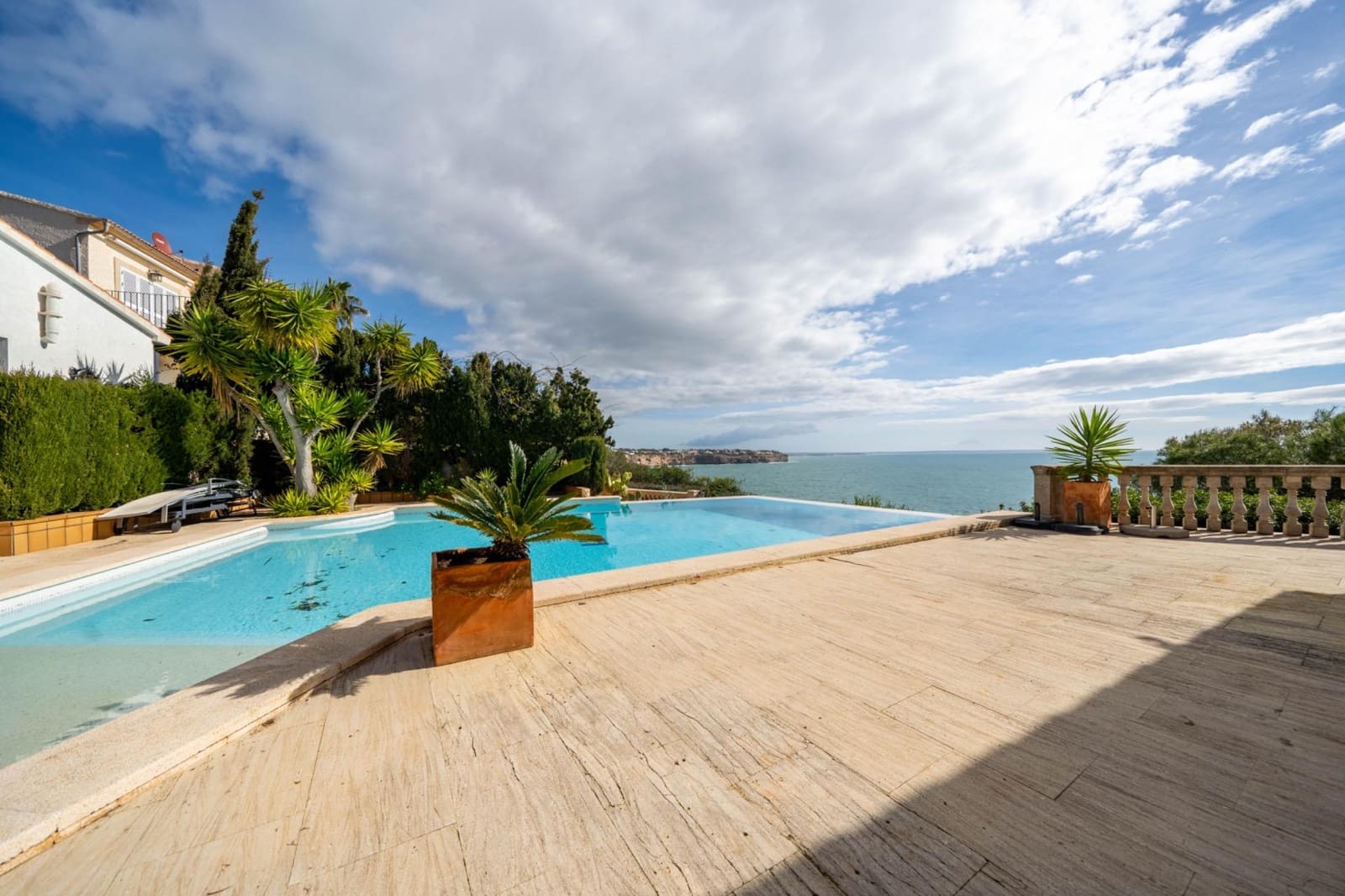 4 sovrum Villa till salu i Llucmajor med pool garage - 2 690 000 € (Ref: 9634198)