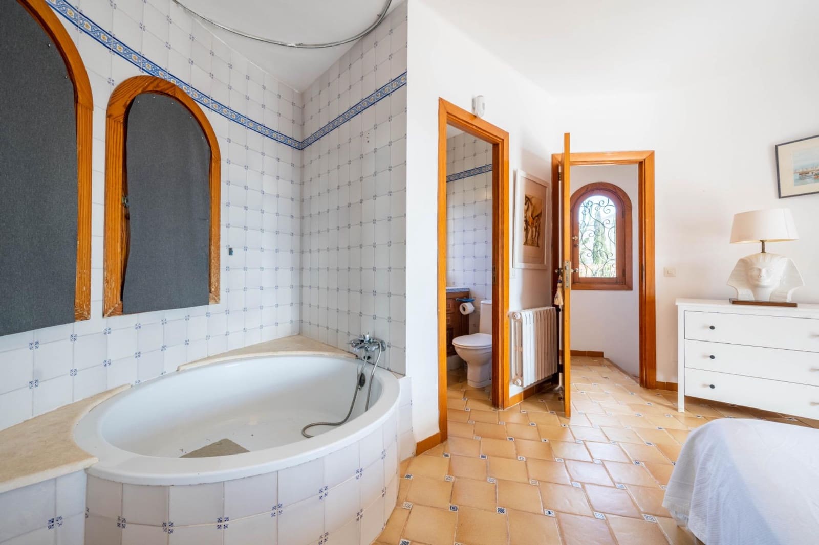 4 sypialnia Willa na sprzedaż w Llucmajor z basenem garażem - 2 690 000 € (Ref: 9634198)