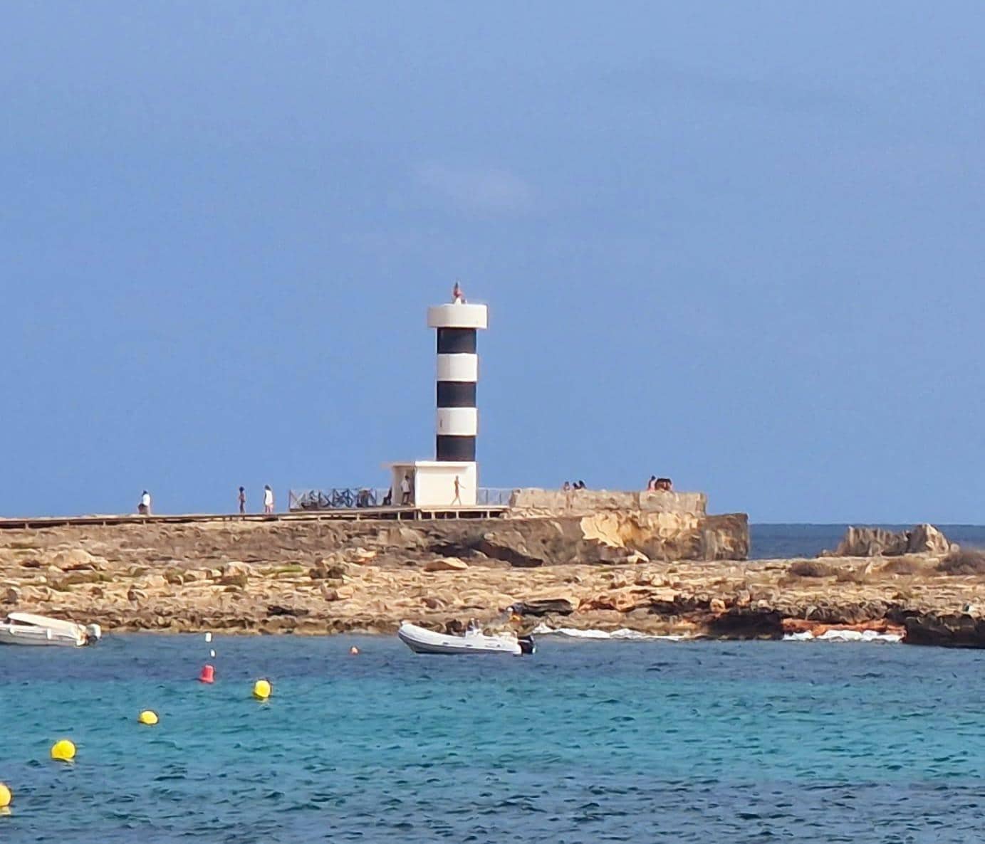 4 bedroom Villa for sale in Ses Salines with garage - € 1,200,000 (Ref: 9650359)