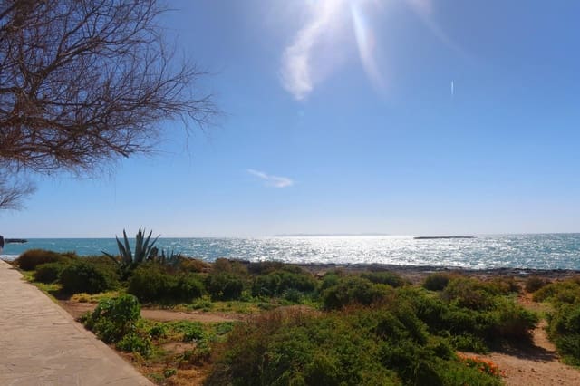 4 Zimmer Villa zu verkaufen in Ses Salines mit Garage - 1.350.000 € (Ref: 9650359)