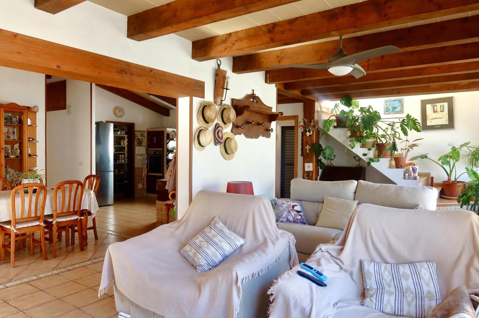 4 bedroom Villa for sale in Ses Salines with garage - € 1,200,000 (Ref: 9650359)