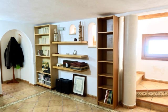 Chalet de 4 habitaciones en Ses Salines en venta con garaje - 1.085.000 € (Ref: 9650359)