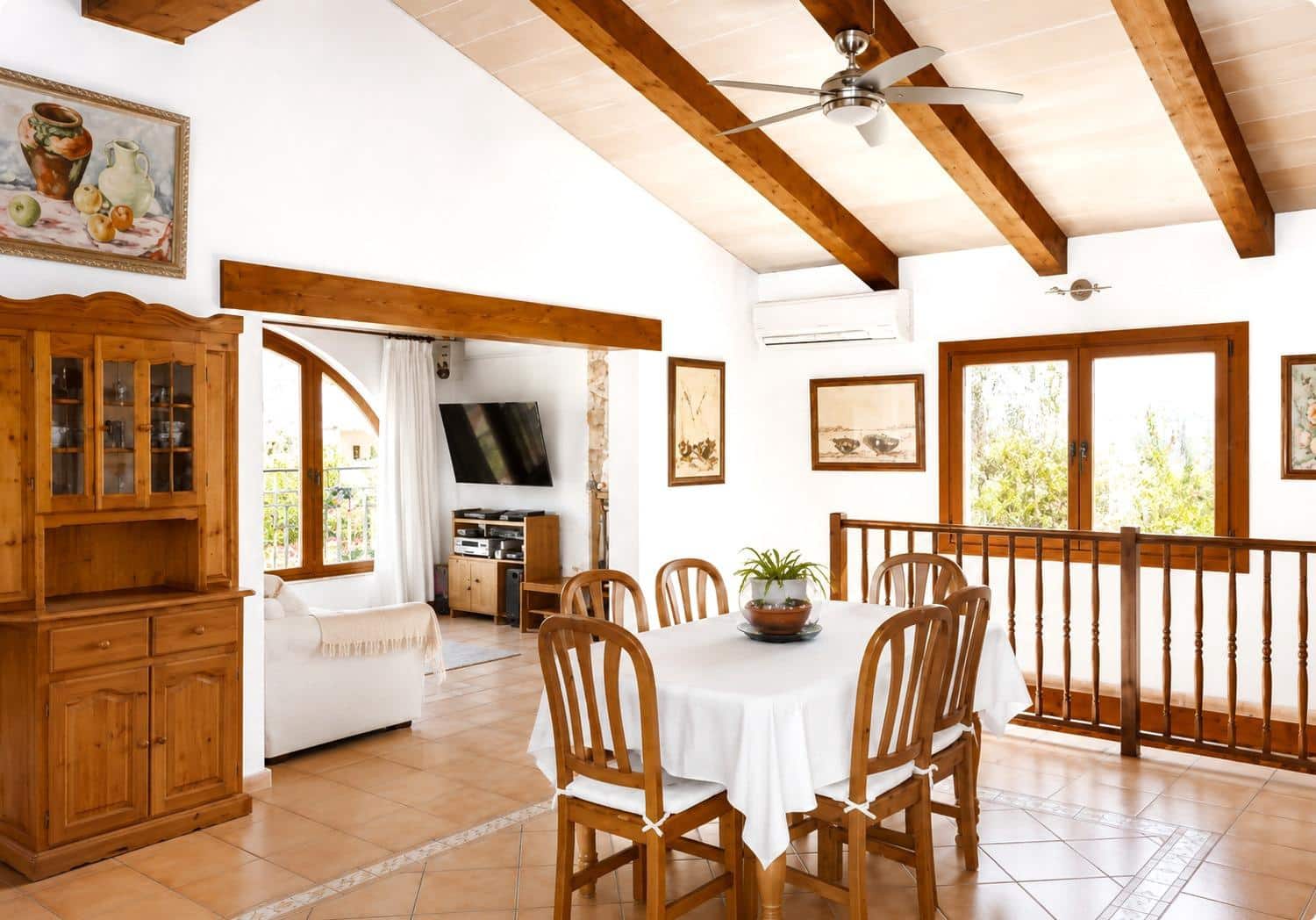 4 soverom Villa til salgs i Ses Salines med garasje - € 949 000 (Ref: 9650359)