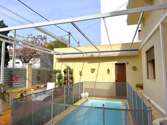 4 makuuhuone Huvila myytävänä paikassa Palma de Mallorca mukana uima-altaan 
autotalli - 1 680 000 € (Ref: 9650360)