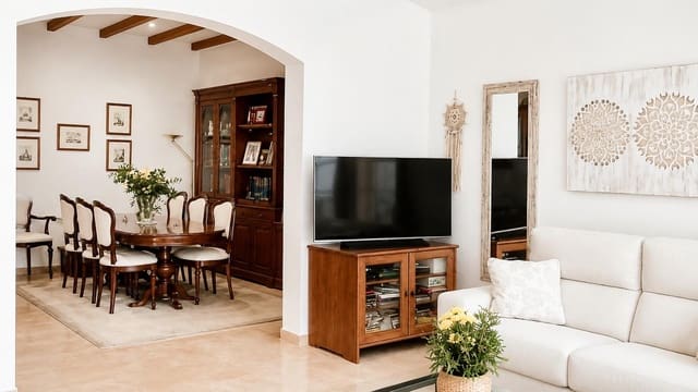 4 bedroom Villa for sale in Palma de Mallorca with pool garage - € 1,680,000 (Ref: 9650360)