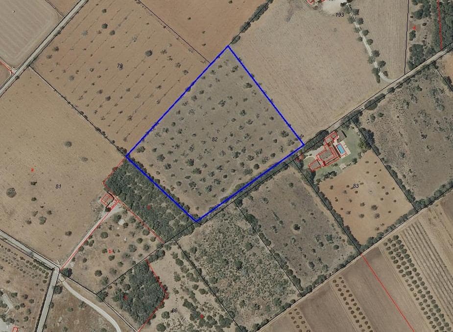 Grunde uden byggetilladelser til salg i Campos - € 219.000 (Ref: 9659385)