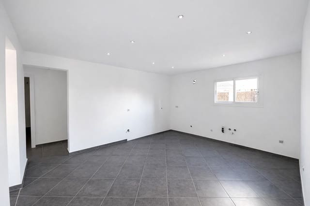 5 bedroom Villa for sale in Sa Rapita / La Rapita, Campos with pool garage - € 570,000 (Ref: 9670602)