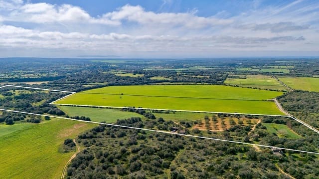 Building Plot for sale in Santanyí - € 1,350,000 (Ref: 9674172)