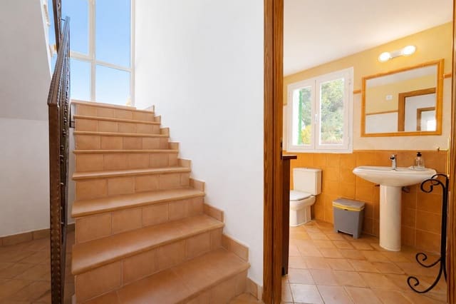 4 chambre Villa/Maison à vendre à Cala Pi, Llucmajor avec piscine garage - 675 000 € (Ref: 9677440)