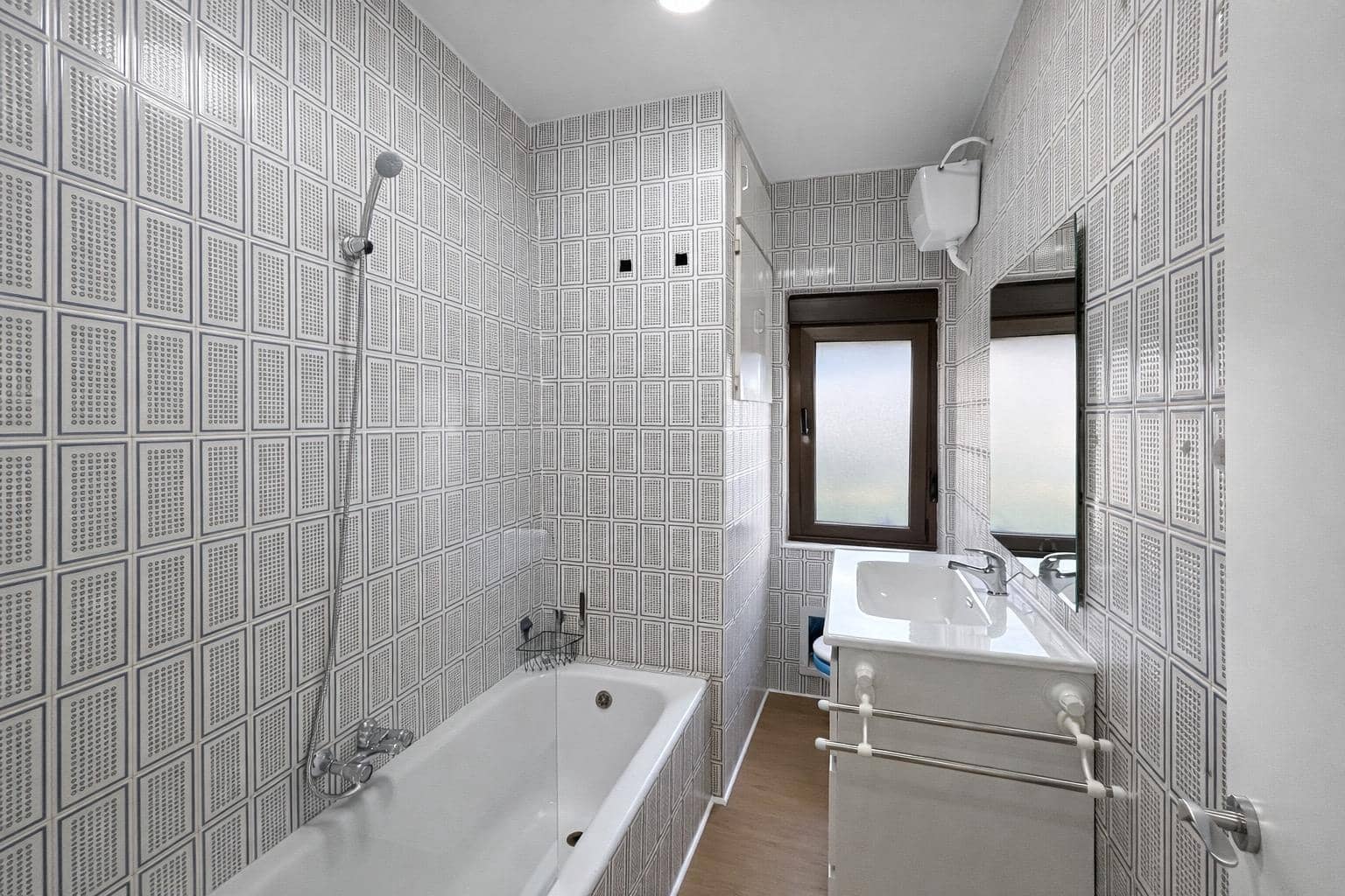 3 bedroom Flat for rent in Langreo - € 625 (Ref: 9686380)