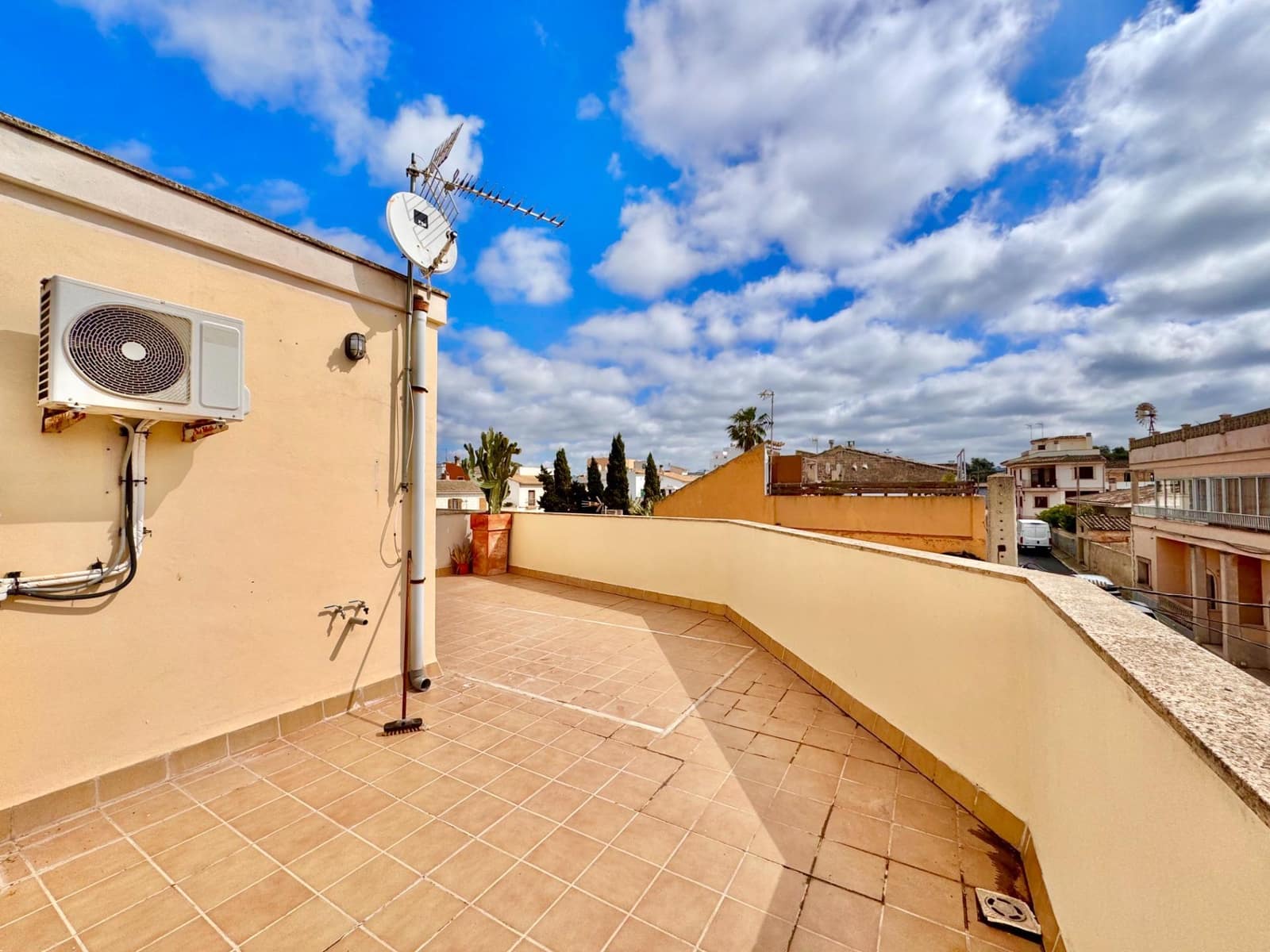 3 sovrum Radhus till salu i Sant Jordi - 420 000 € (Ref: 9686381)