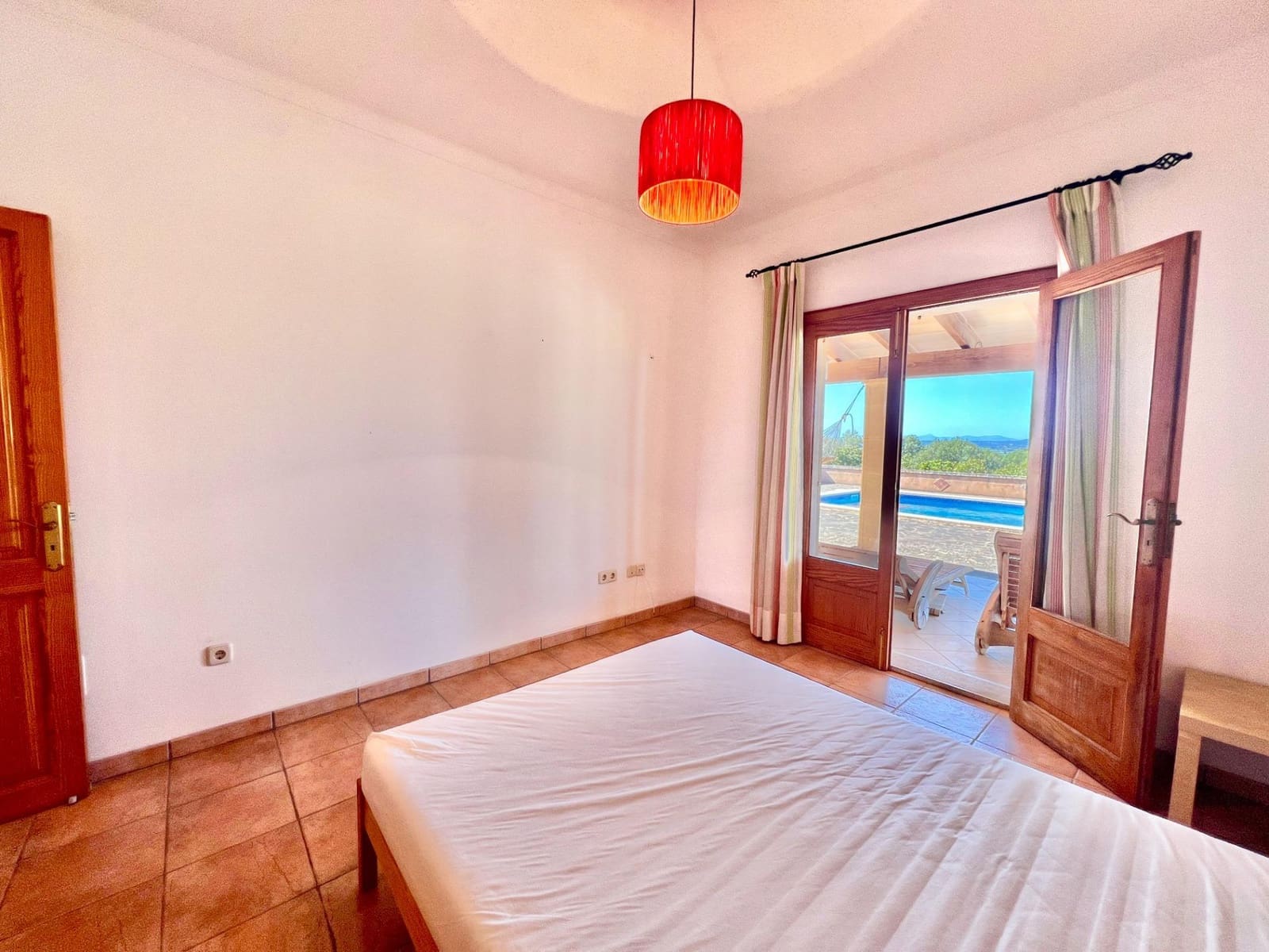 4 soveværelse Finca/Landehus til leje i Campos med swimmingpool garage - € 3.000 (Ref: 9690567)