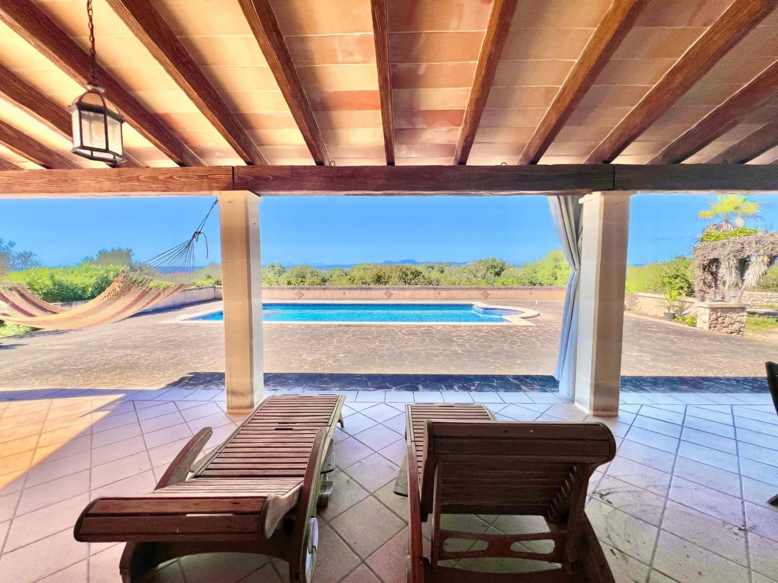 4 soveværelse Finca/Landehus til leje i Campos med swimmingpool garage - € 3.000 (Ref: 9690567)