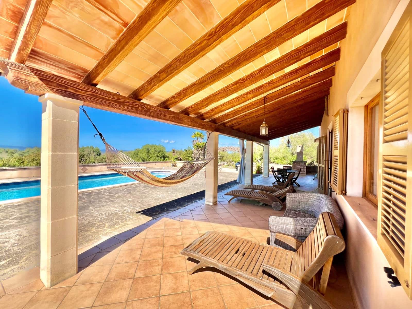 4 bedroom Finca/Country House for rent in Campos with pool garage - € 3,000 (Ref: 9690567)