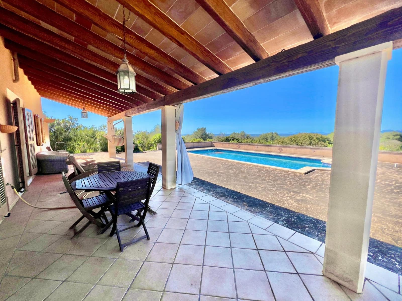 4 bedroom Finca/Country House for rent in Campos with pool garage - € 3,000 (Ref: 9690567)