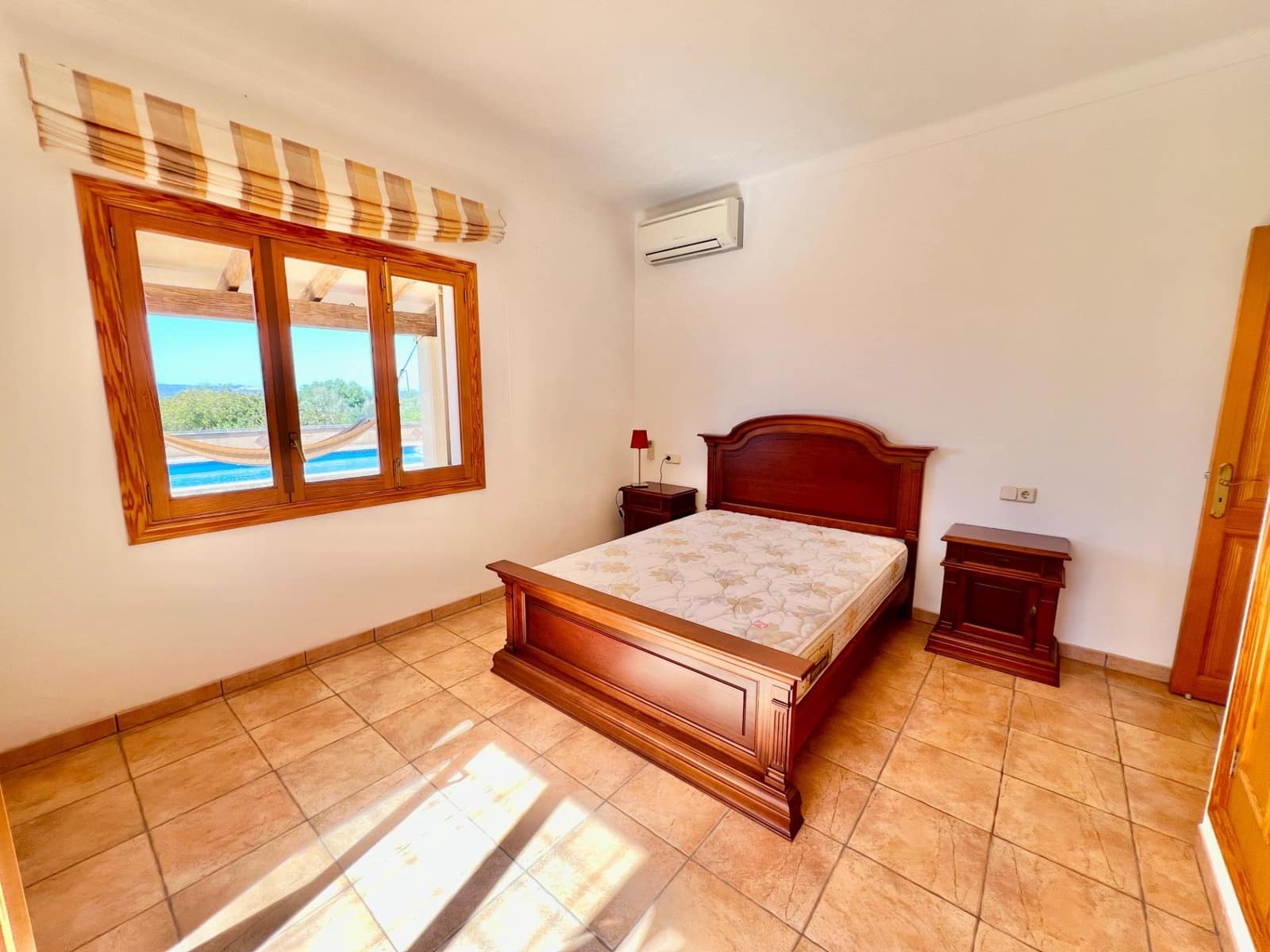 Finca/Maison de Campagne de 4 chambres à louer à Campos avec piscine garage - 2 900 € (Ref: 9690567)