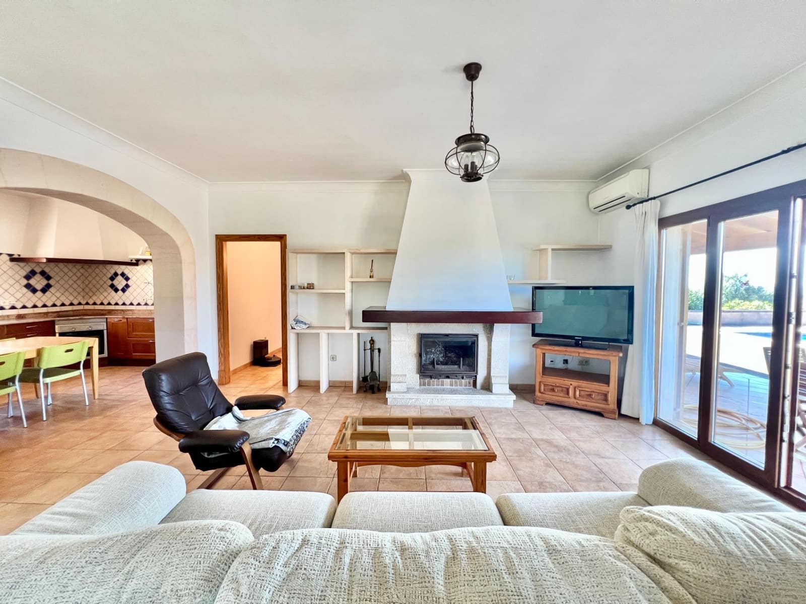 Finca/Maison de Campagne de 4 chambres à louer à Campos avec piscine garage - 2 900 € (Ref: 9690567)