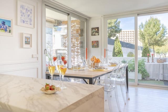 Apartamento de 4 habitaciones en Cala Vinyes / Cala Vinyas / Cala Viñas, Calvià en venta con piscina garaje - 895.000 € (Ref: 9690569)