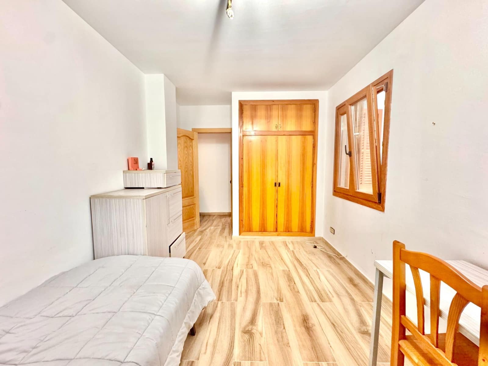 3 soverom Strandleiligheter til salgs i Palma de Mallorca med garasje - € 1 300 000 (Ref: 9690570)