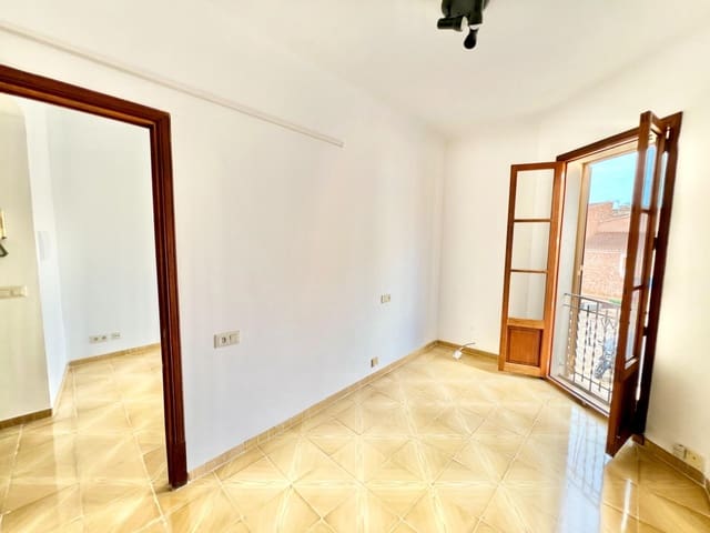 Piso de 3 habitaciones en Campos en alquiler - 1.200 € (Ref: 9695296)