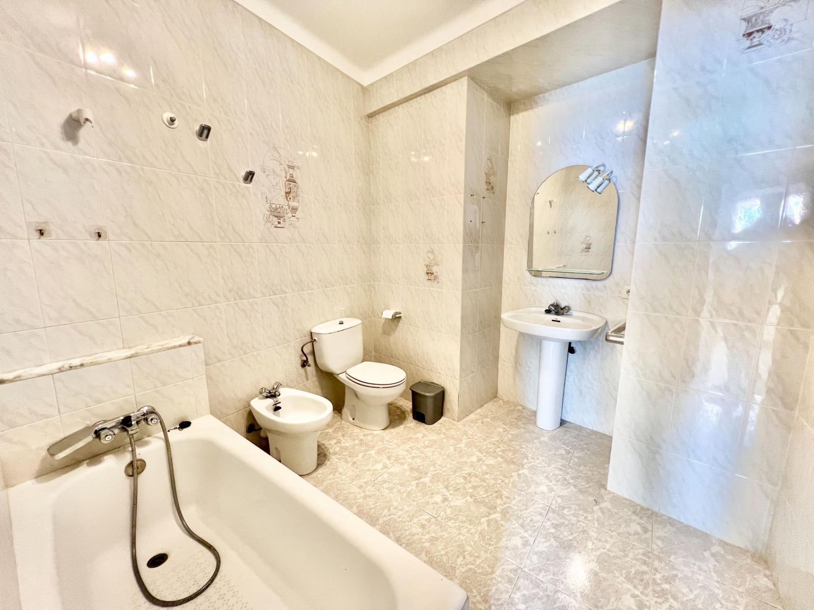 3 bedroom Flat for rent in Campos - € 1,200 (Ref: 9695296)