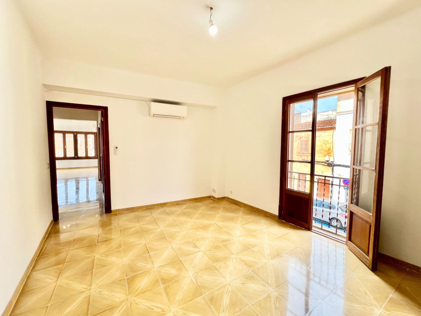 3 bedroom Flat for rent in Campos - € 1,200 (Ref: 9695296)