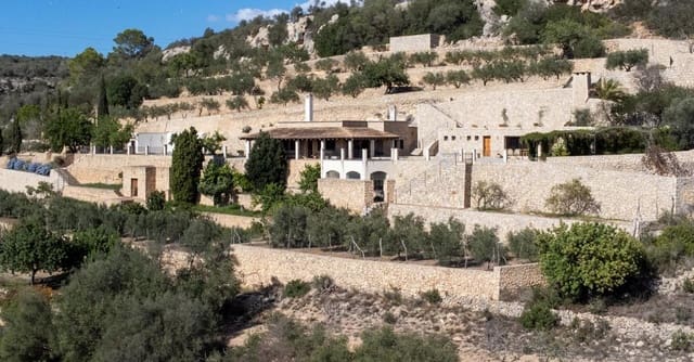 3 slaapkamer Finca/Landhuis te koop in Palma de Mallorca met zwembad garage - € 1.890.000 (Ref: 9711933)