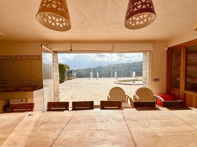 3 slaapkamer Finca/Landhuis te koop in Palma de Mallorca met zwembad garage - € 1.890.000 (Ref: 9711933)