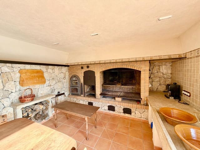 3 slaapkamer Finca/Landhuis te koop in Palma de Mallorca met zwembad garage - € 1.890.000 (Ref: 9711933)