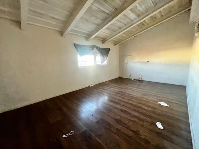 Teren niezagospodarowany na sprzedaż w Son Ferriol, Palma de Mallorca - 550 000 € (Ref: 9711935)