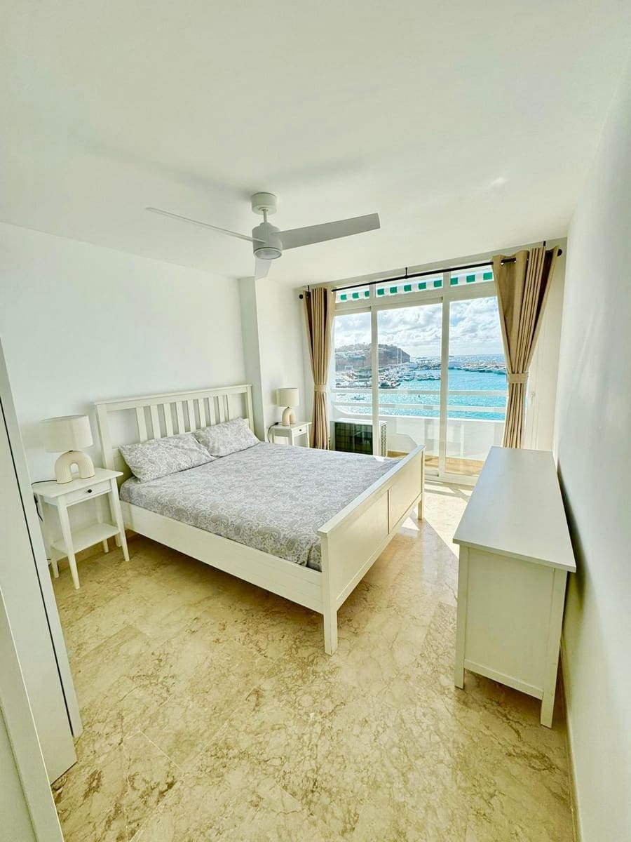 2 quarto Apartamento para arrendar em El Toro / Port Adriano - 2 000 € (Ref: 9711936)