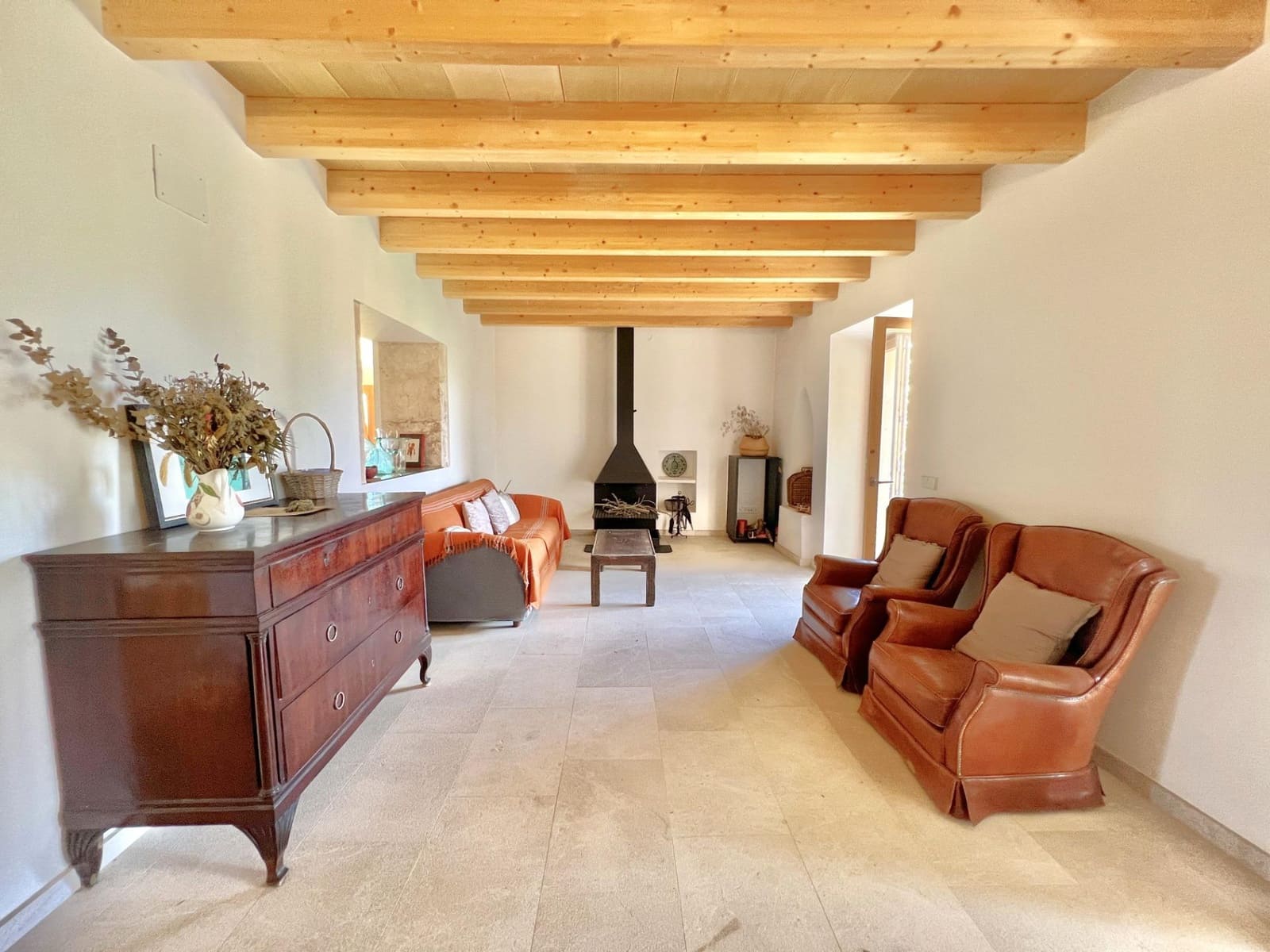2 bedroom Finca/Country House for sale in Porreres - € 675,000 (Ref: 9721661)