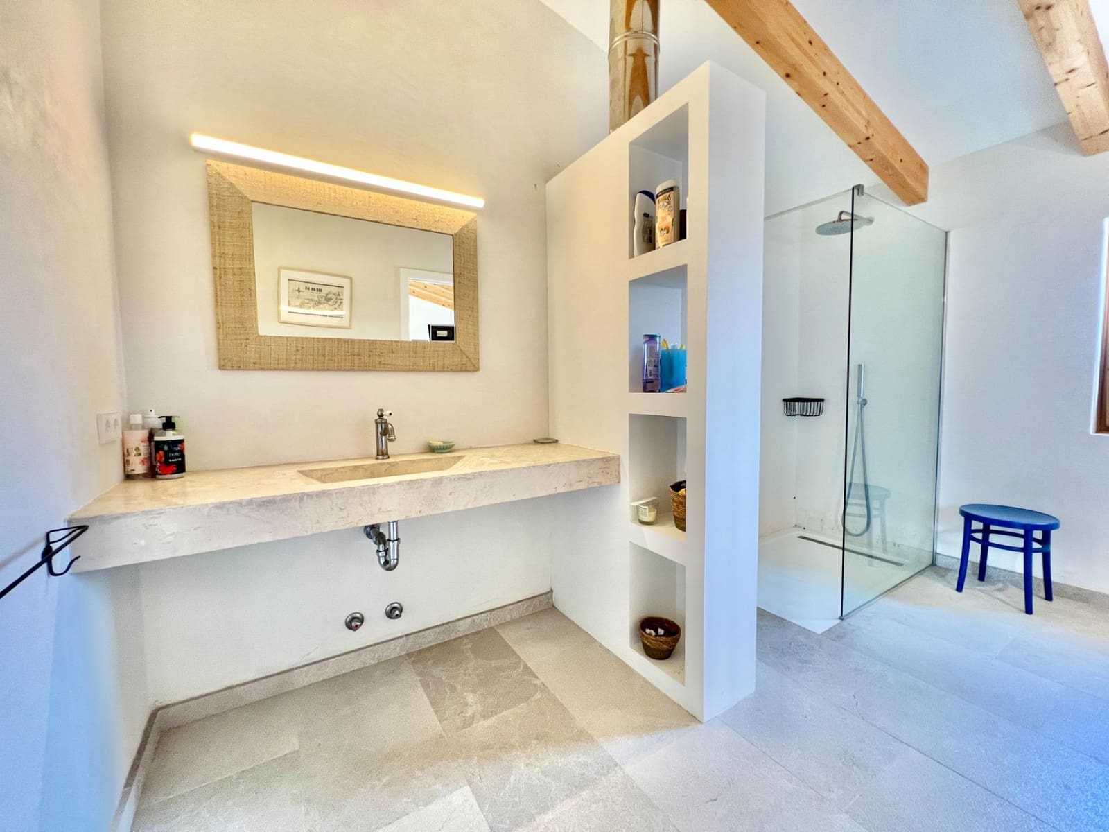 2 bedroom Finca/Country House for sale in Porreres - € 675,000 (Ref: 9721661)